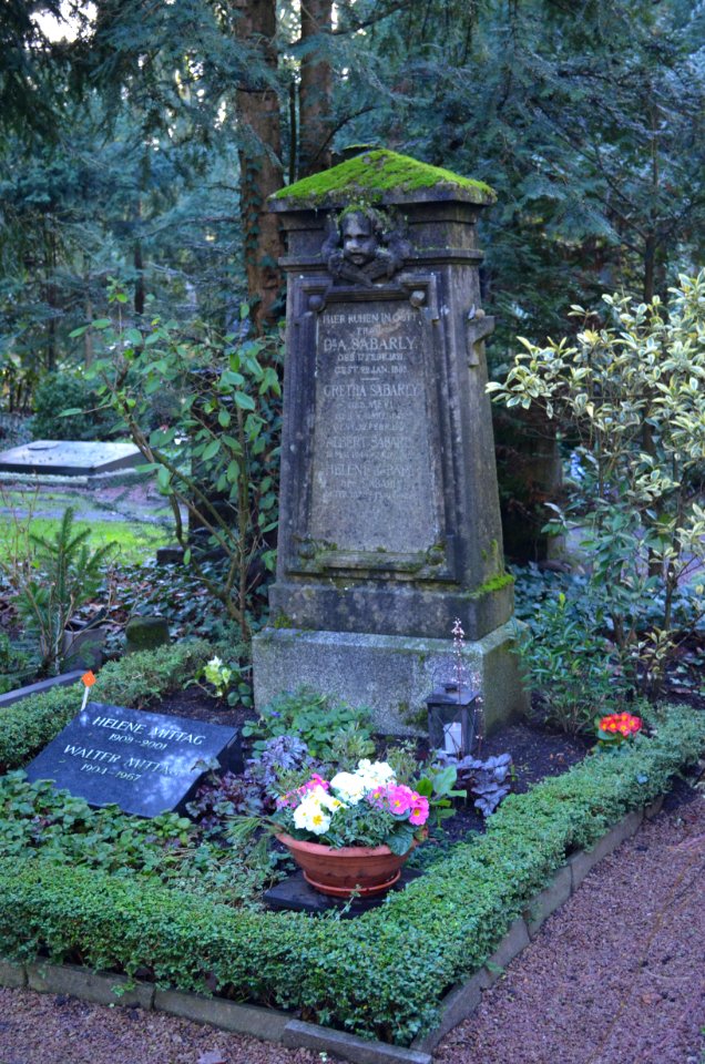 Frankfurt, Hauptfriedhof, Grab A 201 Sabarly