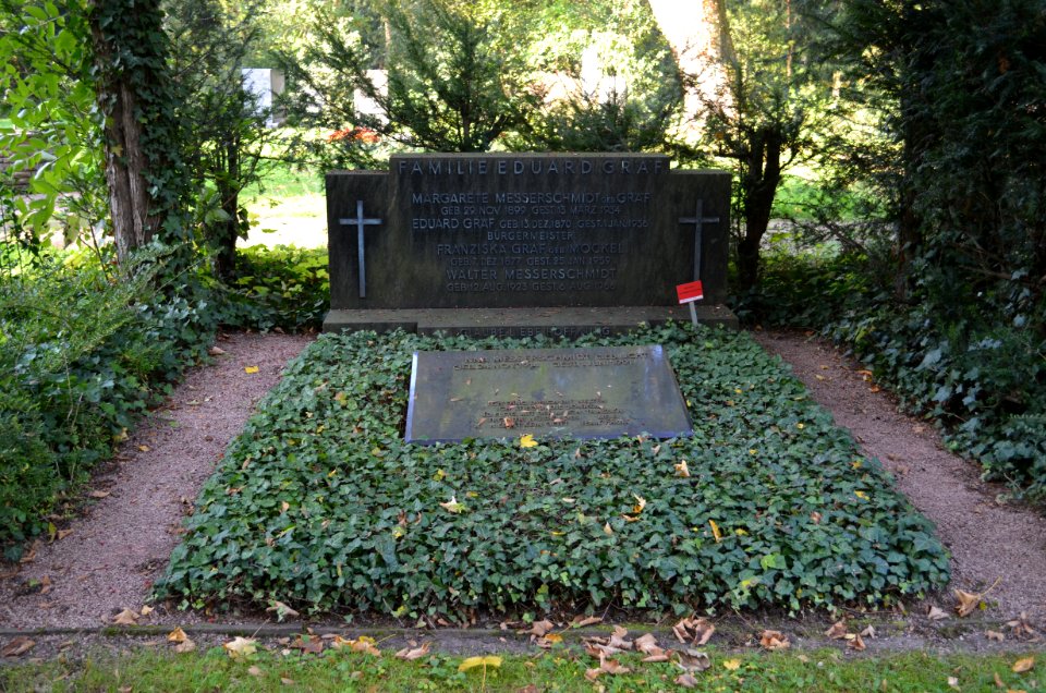 Frankfurt, Hauptfriedhof, Ehrengrab C 492 Eduard Gräf