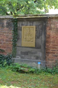 Frankfurt, Hauptfriedhof, Grab adM 85-86 Passavant (1)
