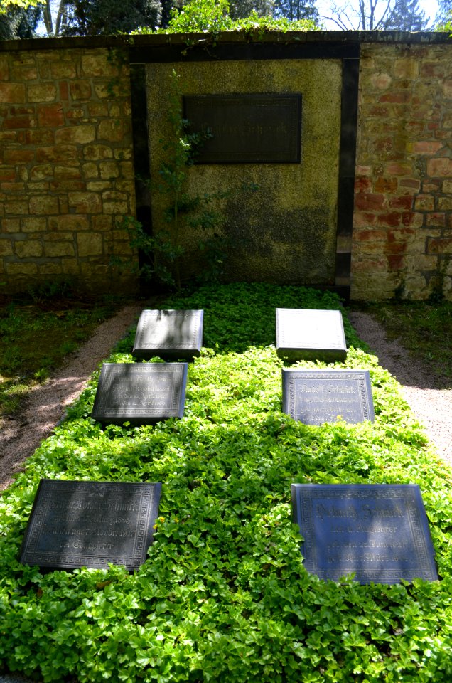 Frankfurt, Hauptfriedhof, Ehrengrab J adm 465, Peter Schmick
