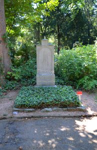 Frankfurt, Hauptfriedhof, Grab A 235-236 Böhmer (1)