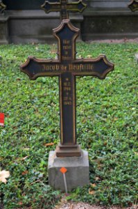 Frankfurt, Hauptfriedhof, Grab adM 214-215 de Neufville, Einzelgrab 16