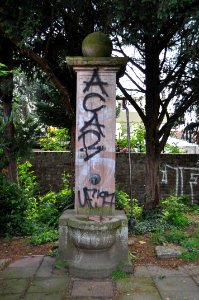 Frankfurt, Brunnen im Stiftsgarten