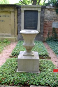 Frankfurt, Hauptfriedhof, Grab adM 144 Varrentrapp (1)