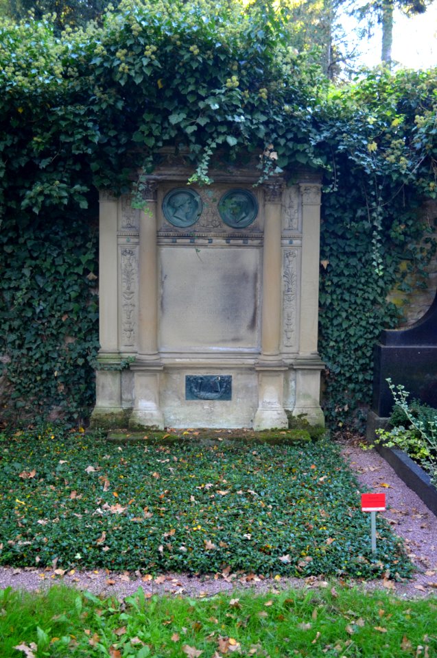Frankfurt, Hauptfriedhof, Grab adM 269a Rumpf