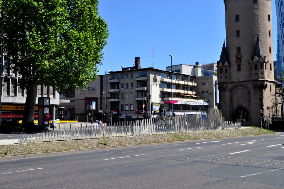 Frankfurt, Göpfert-Brunnen