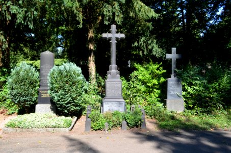 Frankfurt, Hauptfriedhof, Grab A 175 Valentin-Eckhardt