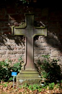 Frankfurt, Hauptfriedhof, Grab adM 228 Berg
