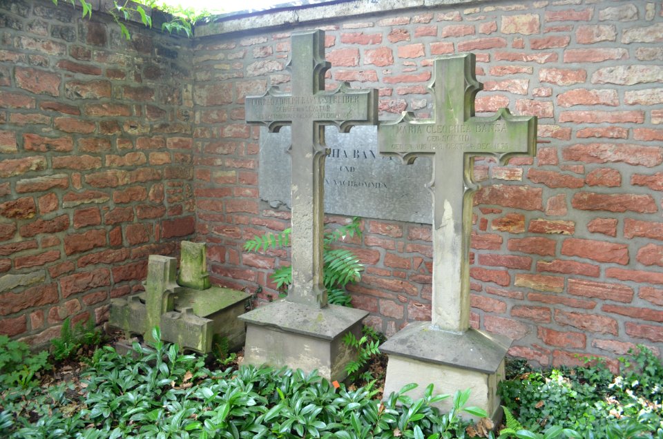Frankfurt, Hauptfriedhof, Grab adM 204 Bansa