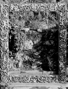 Framed stone (1294626)