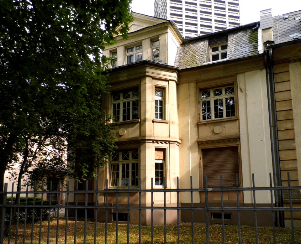 Frankfurt, Georg-Voigt-Straße 8