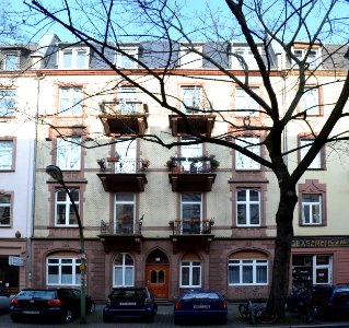 Frankfurt, Egenolffstraße 36