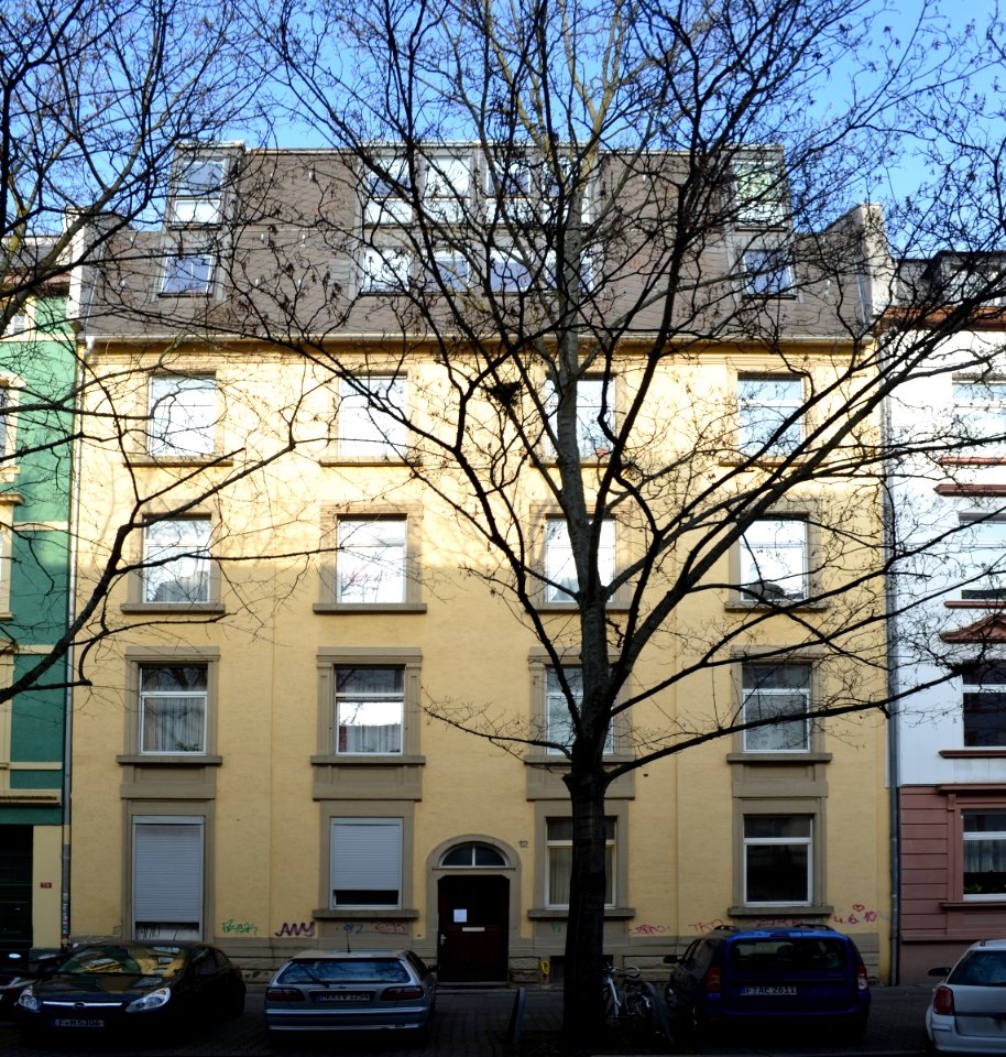 Frankfurt, Egenolffstraße 12