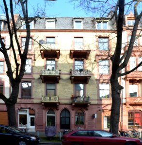 Frankfurt, Egenolffstraße 30