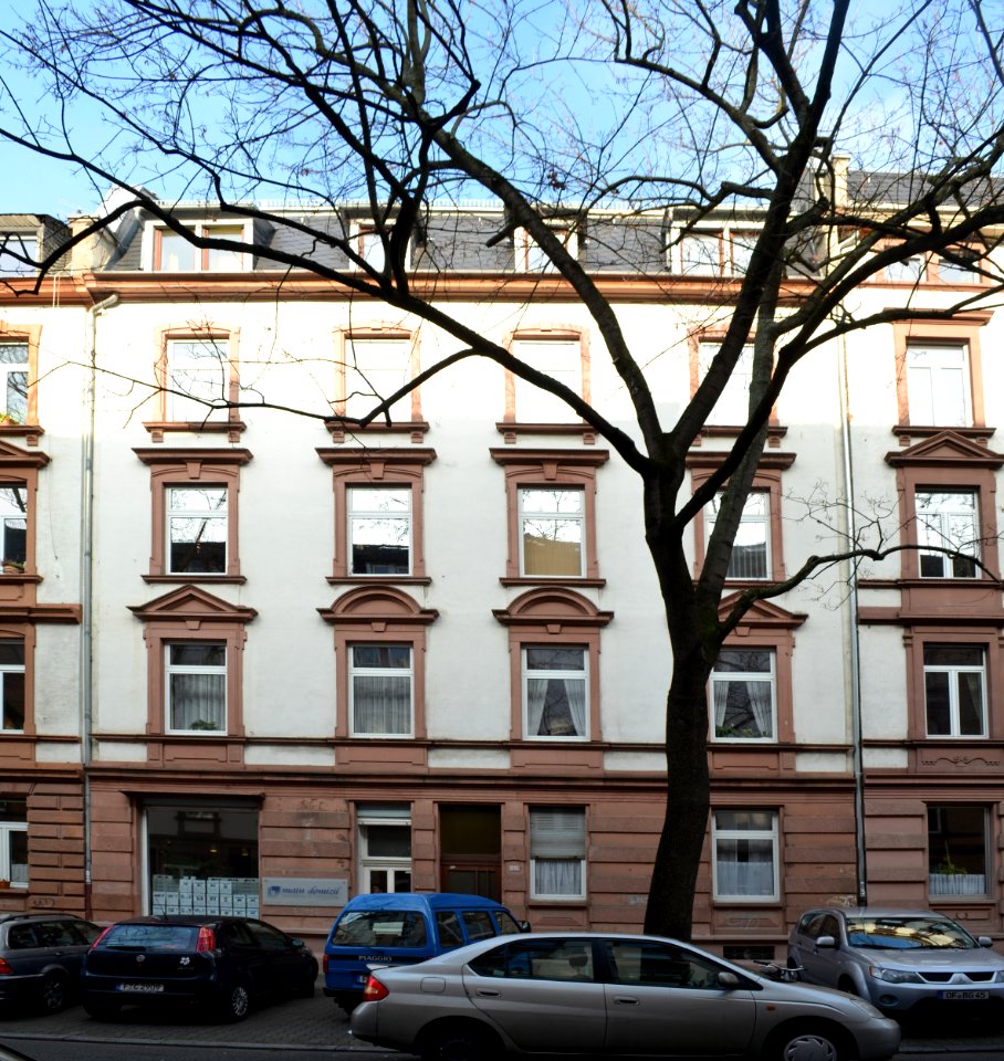 Frankfurt, Egenolffstraße 20