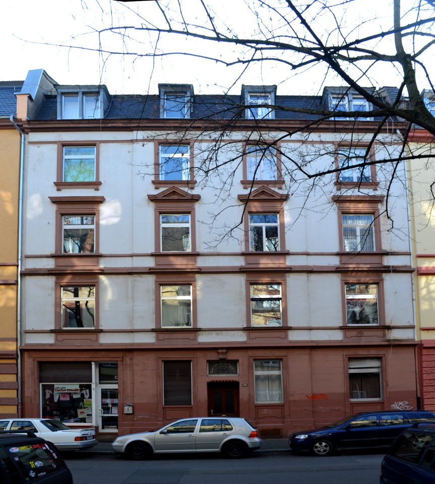 Frankfurt, Egenolffstraße 33