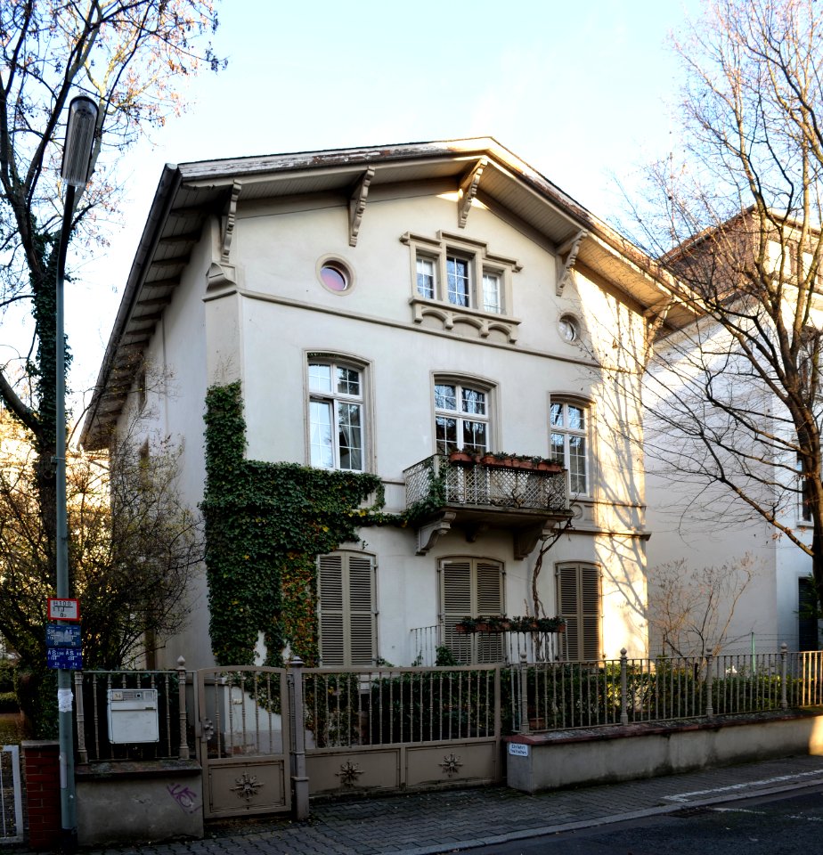 Frankfurt, Finkenhofstraße 34 (2)