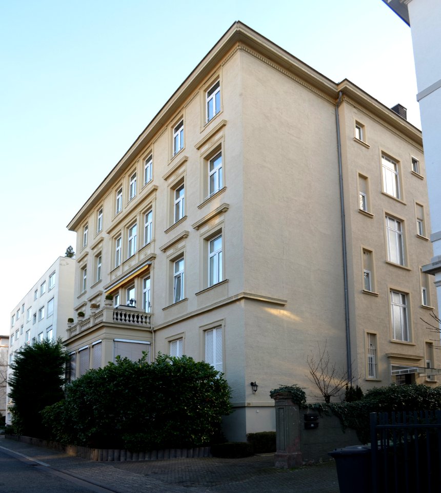 Frankfurt, Finkenhofstraße 29 (3)