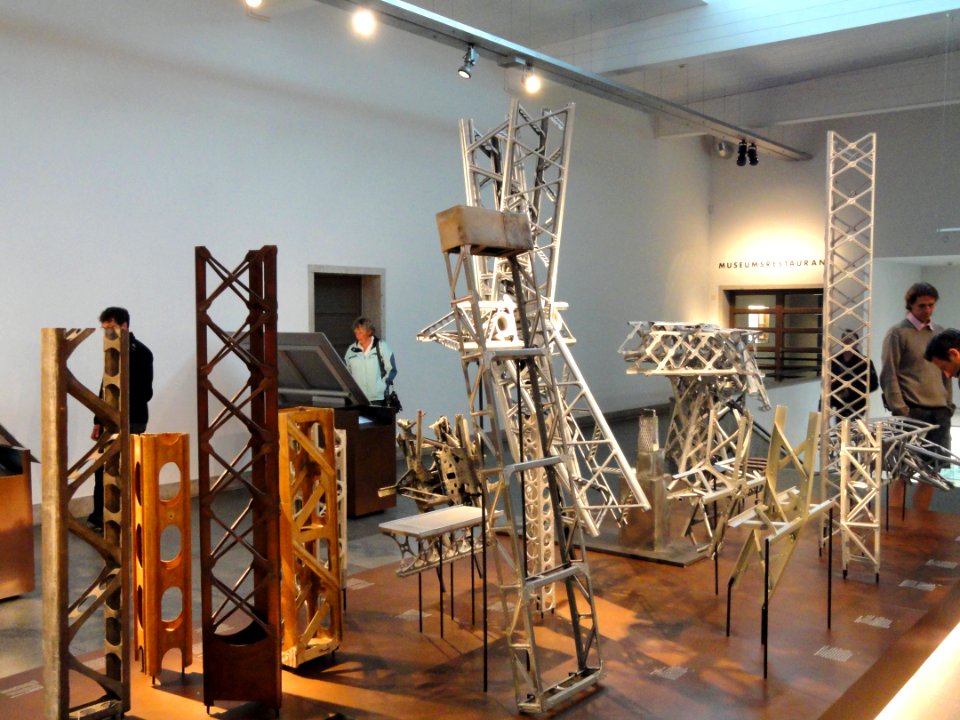 Framework - Zeppelin Museum Friedrichshafen - DSC06810