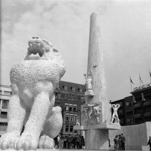Fragmenten van Nationaal Monument Amsterdam, Bestanddeelnr 907-7909