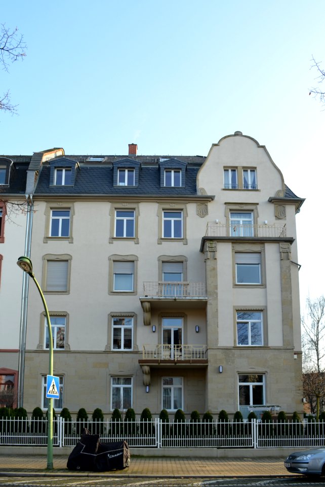 Frankfurt, Günthersburgallee 68
