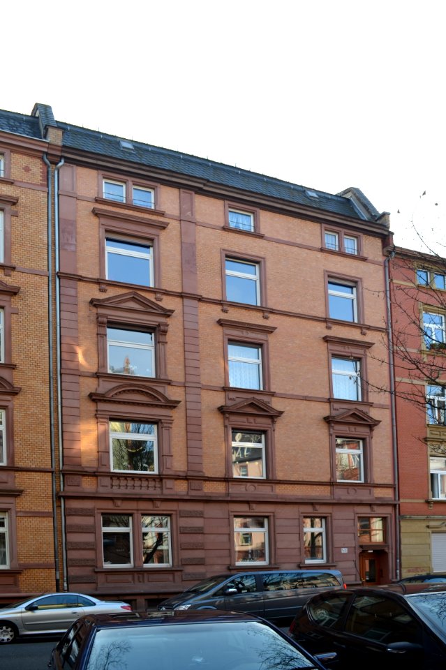 Frankfurt, Egenolffstraße 25