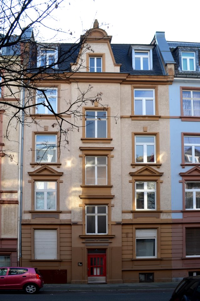 Frankfurt, Egenolffstraße 7