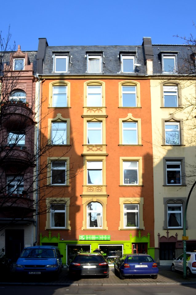 Frankfurt, Egenolffstraße 42