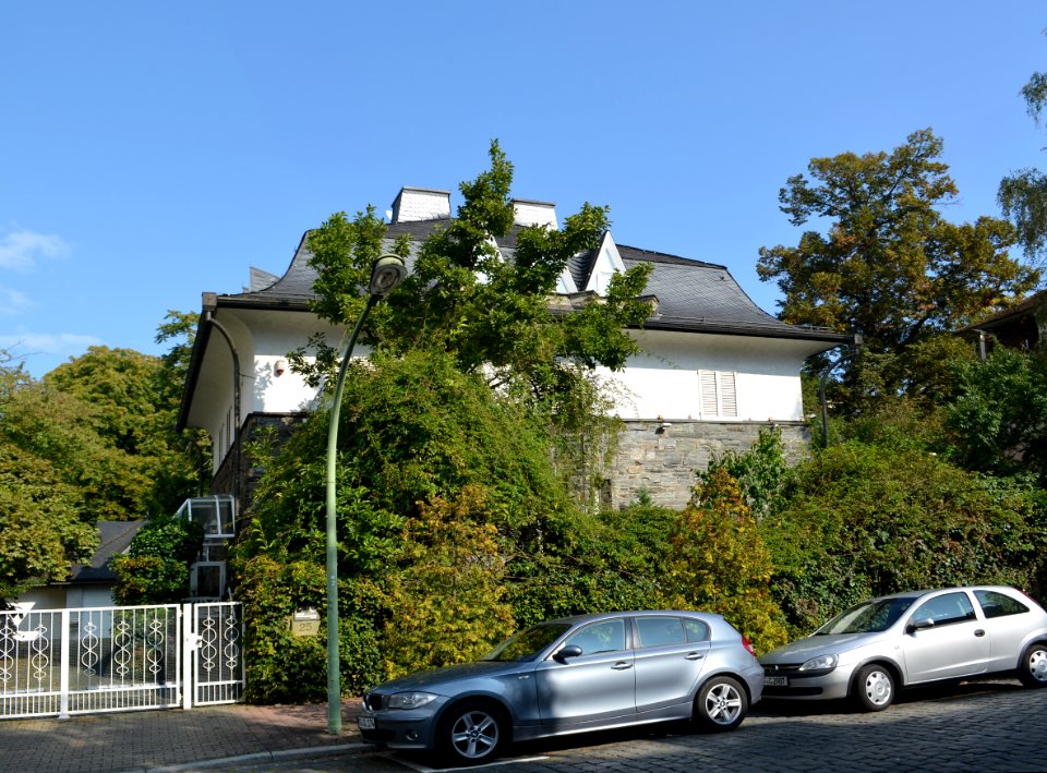 Frankfurt, Eschenbachstraße 25