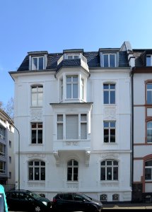 Frankfurt, Hölderlinstraße 16
