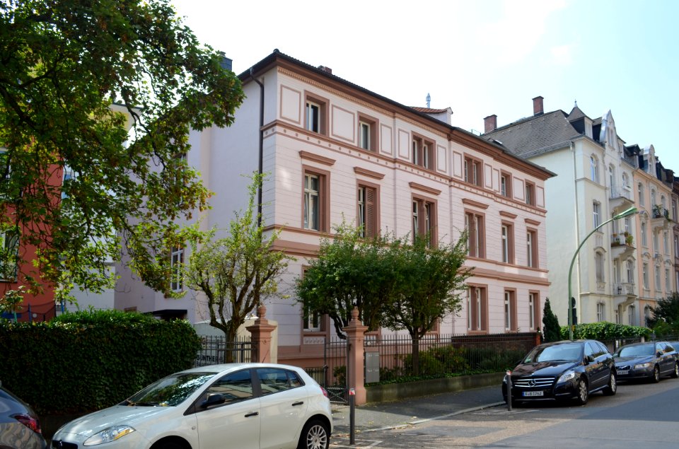 Frankfurt, Gutzkowstraße 65-67 (1)