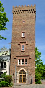 Frankfurt, Sebastian-Rinz-Straße 21, Wasserturm, Front