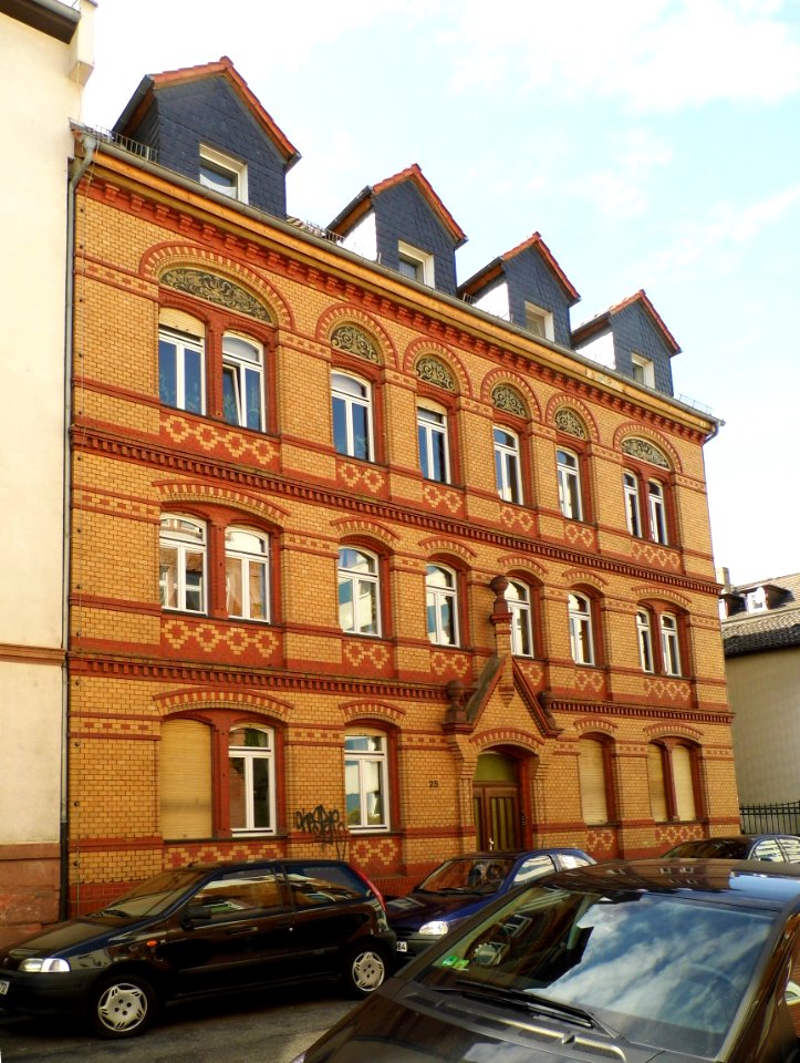 Frankfurt, Florastraße 25 (1)