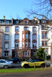 Frankfurt, Günthersburgallee 71
