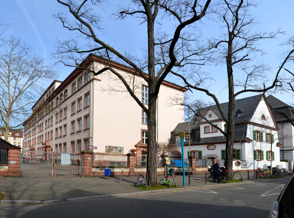 Frankfurt, Textorschule