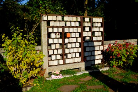 Frankfurt, Hauptfriedhof, AIDS-Memorial, Grab F adM 465u (2)