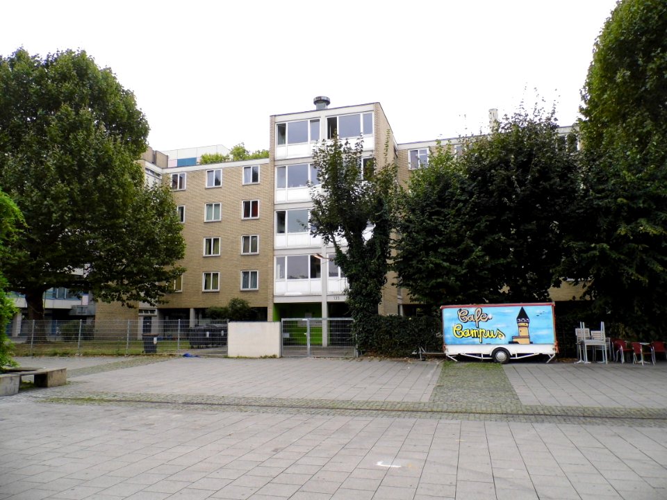 Frankfurt, Studentenwohnheim Bockenheimer Landstraße 135