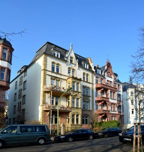 Frankfurt, Günthersburgallee 79-81