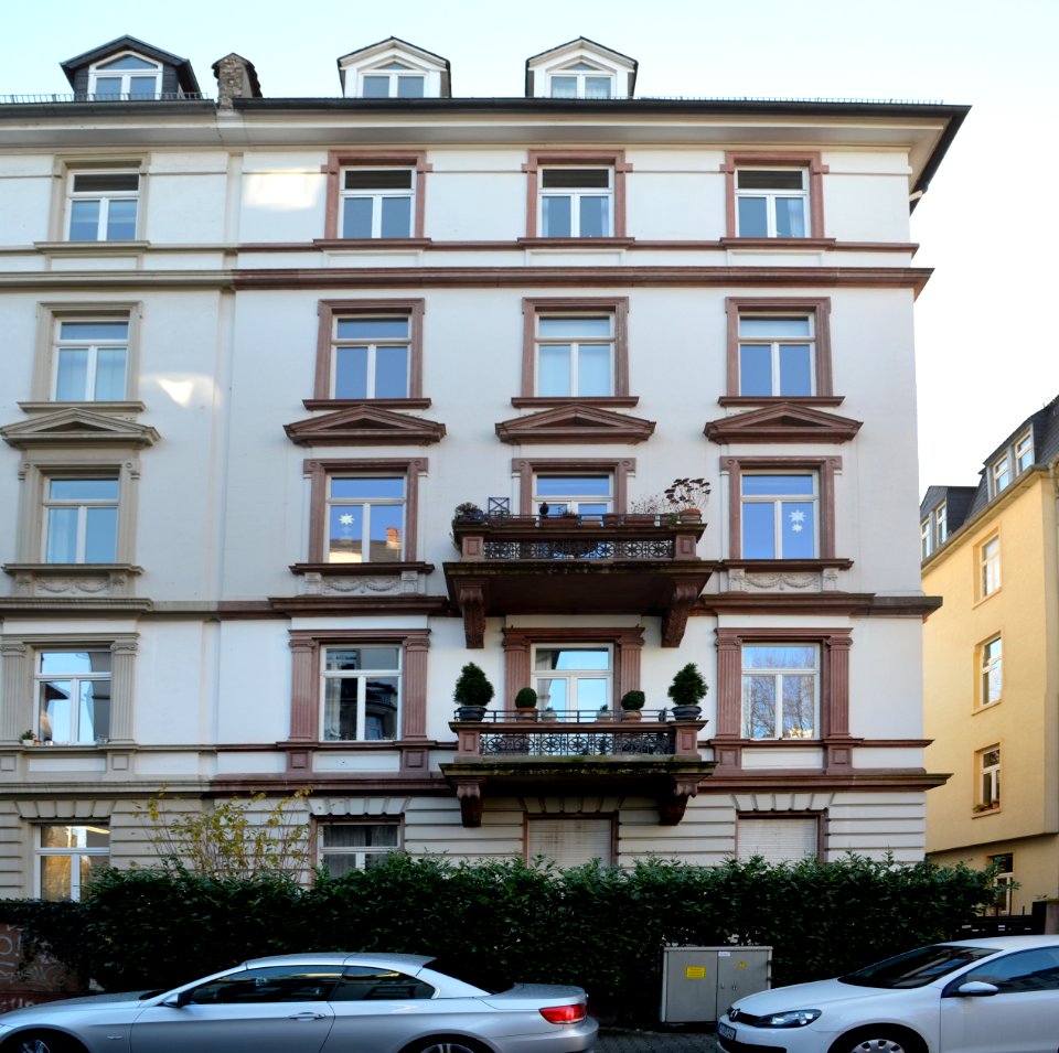 Frankfurt, Lersnerstraße 29