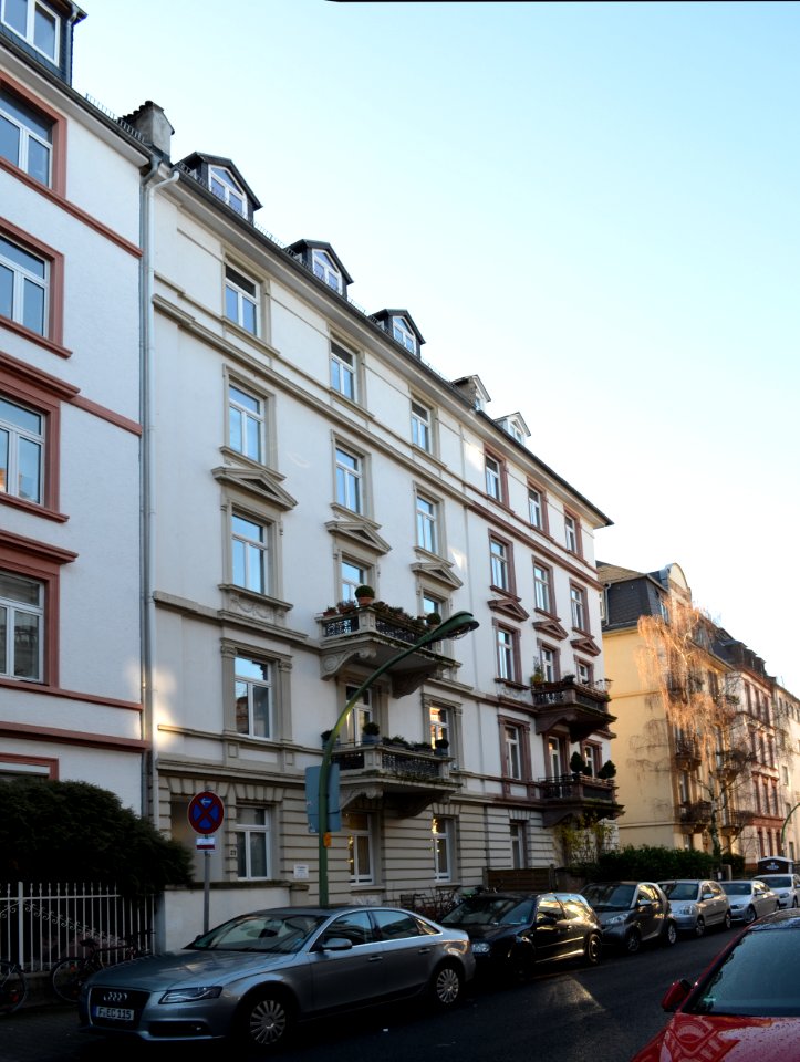 Frankfurt, Lersnerstraße 27-29