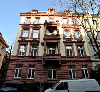 Frankfurt, Kronberger Straße 30
