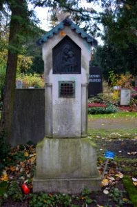 Frankfurt, Südfriedhof, C 163, Grab Ried