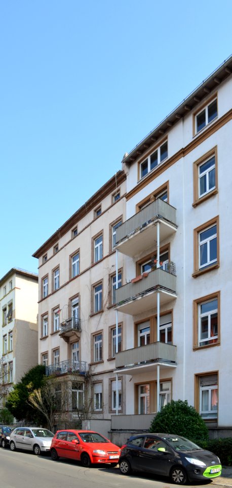 Frankfurt, Uhlandstraße 42 (1)