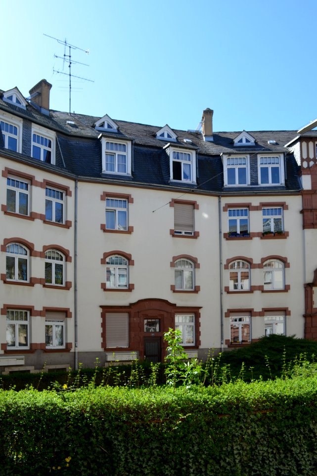 Frankfurt, Rodheimer Straße 7