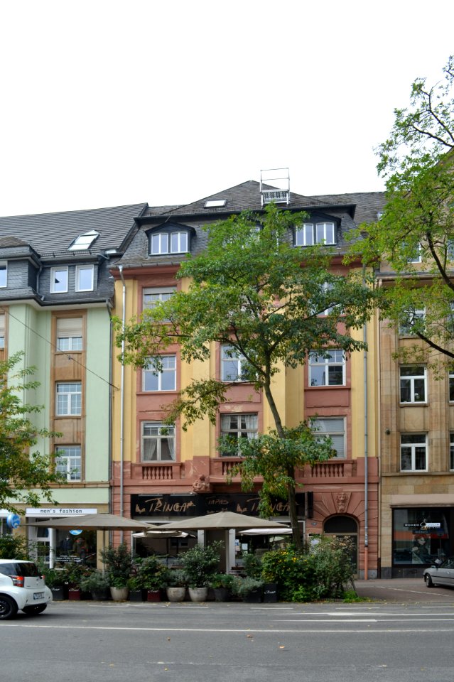 Frankfurt, Schweizer Straße 14