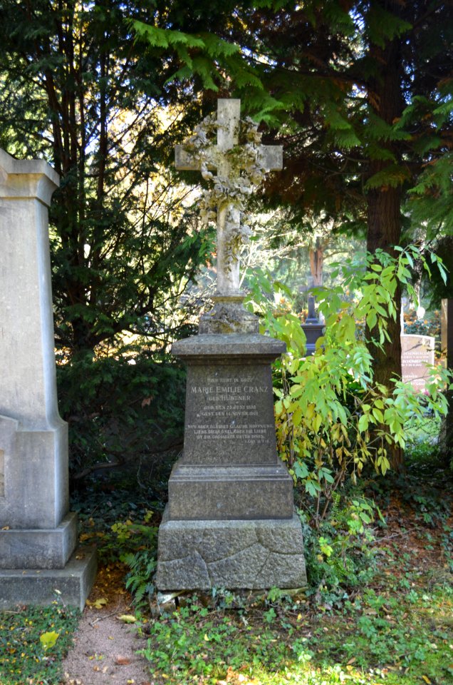 Frankfurt, Hauptfriedhof, Grab F 1570 Cranz