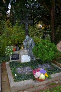 Frankfurt, Südfriedhof, B 714, Grab Amm