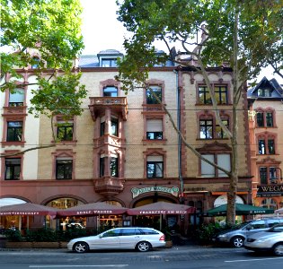 Frankfurt, Schweizer Straße 71