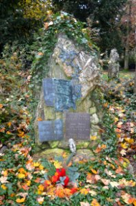 Frankfurt, Südfriedhof, B 794, Grab Bohne