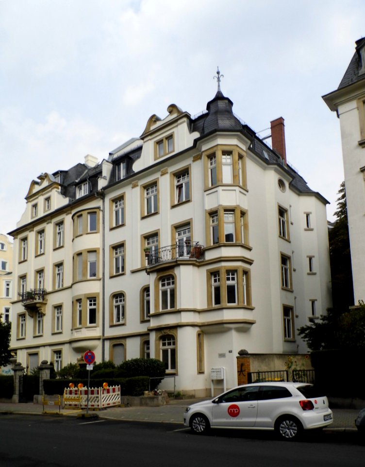 Frankfurt, Robert-Mayer-Straße 30